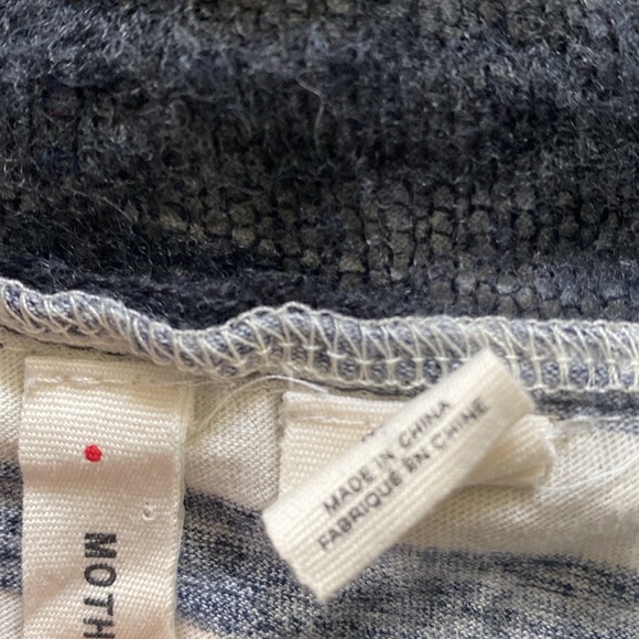 Moth pullover Anthropoligie - Picture 4 of 4